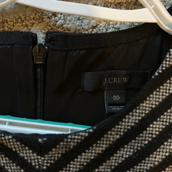 J. Crew dress with contrast front in wool blend black and Gray size 00 - Picture 4 of 11